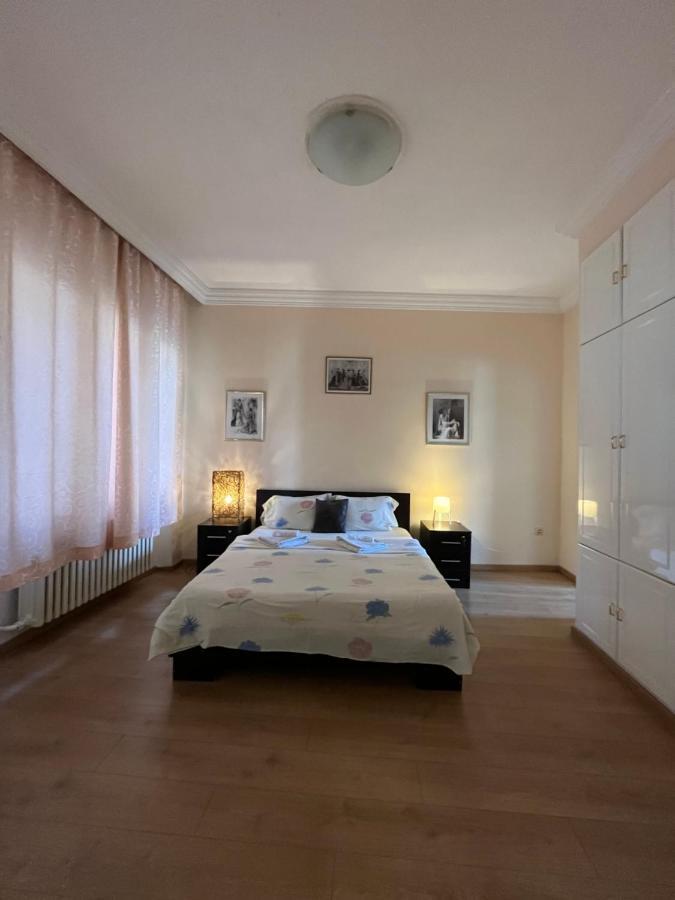Terazije Square Lux Apartment Belgrado Buitenkant foto